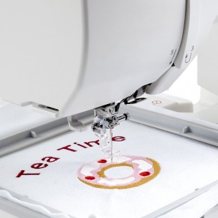 Швейно-вышивальная Janome Memory Craft 1000