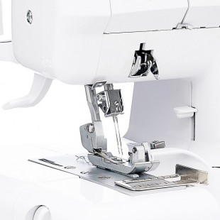 Оверлок iSew G990